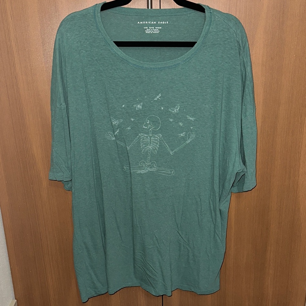American Eagle Outfitters Teal Graphic T-Shirt